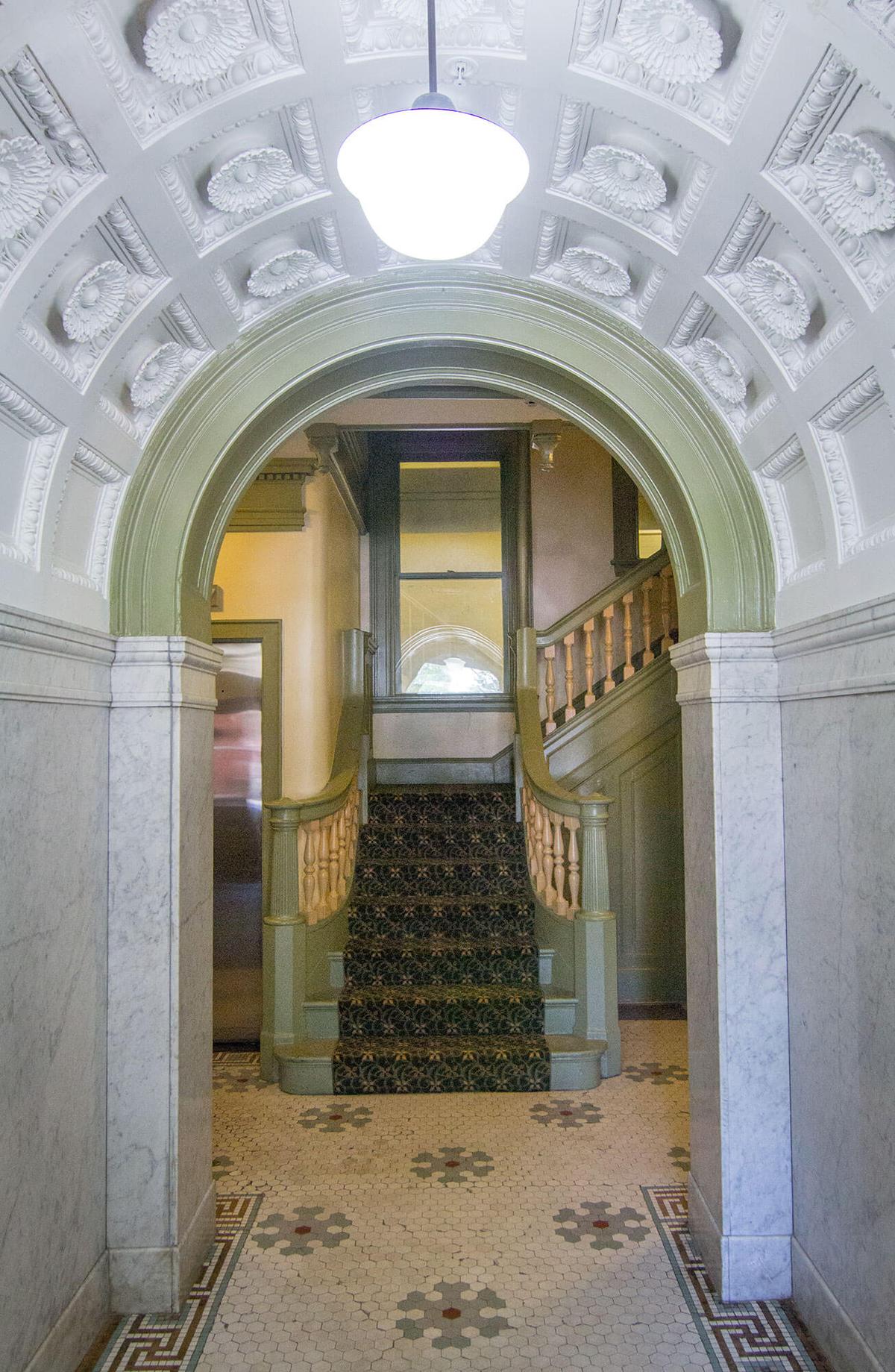 Interior photo 1